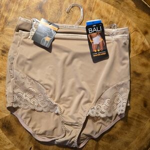 Bali Tummy Solutions Firm Control Shaping Briefs In Size XL - 2 Pack